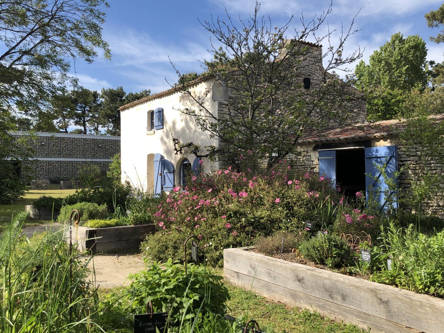 Maison éco-paysanne