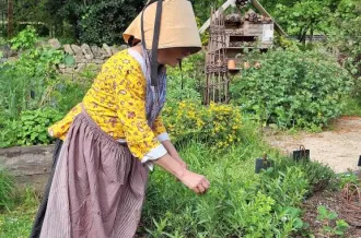 Atelier "Les Herbes de la Saint-Jean" - adultes et enfants_Le Grand-Village-Plage