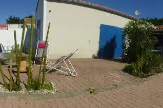 Les Volets Bleus_La Brée-les-Bains