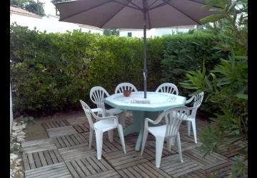 Meublé Josette Groleau