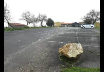 Parking du port des Salines
