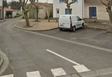 Parking Place de L'Ile_Saint-Georges-d'Oléron