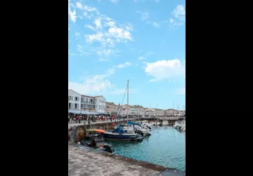 Compagnie Interîles - Au départ de l'île d'Oléron (St-Denis-d'Oléron) Juillet-Août_Saint-Denis-d'Oléron