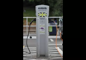 Borne recharge Parking d'Intermarché