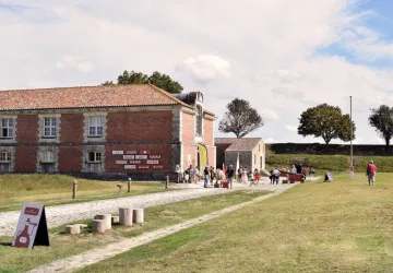 Halle aux vivres  - " Brouage se la raconte ! "_Marennes-Hiers-Brouage